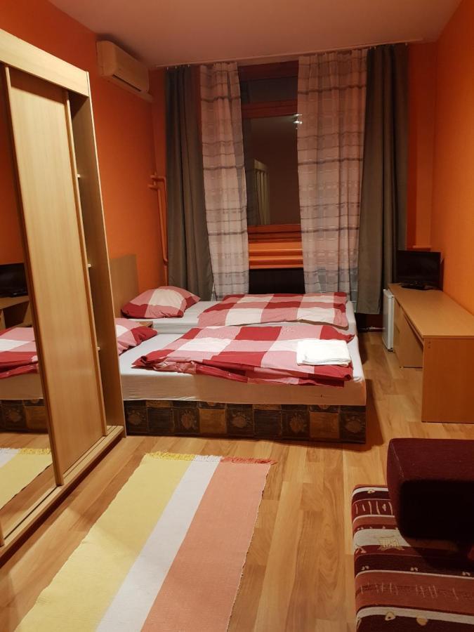 欧罗什哈佐 Fortuna Panzio酒店 外观 照片